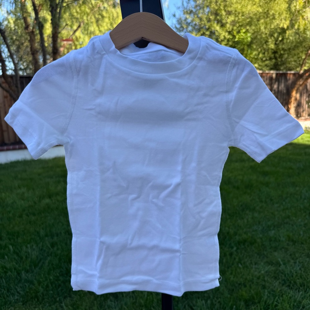 Hanna Andersson white undershirts 2-pack in size XS / 80-90 cm.Organic Cotton